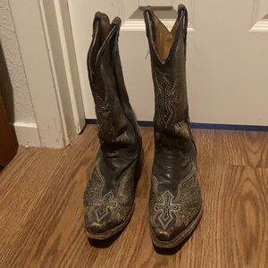 Corral boots